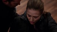 Al. Ally! - Yeah. - You okay? Yeah. I mean... I mean, I'm seeing two of you, but I'm okay. Three's c