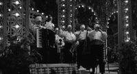 ALL: Olé!