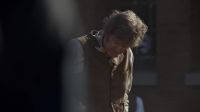 (background chatter) (bell clanging)