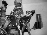 [Cleopatra grunting]