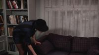 Does this couch open?