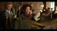 � Is that a head!?