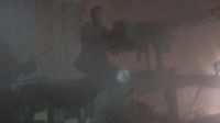 Lyle! Get down!