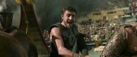 Pull! To my time! And... now! Left side! Ready, and ship oars now! Oars in! Oars in! Get down!