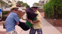 Put me down! Put me down! Help!