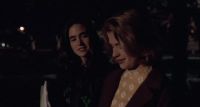 Why are you walking alone? -I don't know