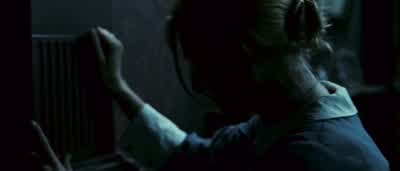 : 1,2,3, toca la pared. - The Orphanage