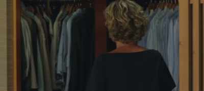 - 1 don't know! José Luis.
- I can't talk to anyone. - The Realm