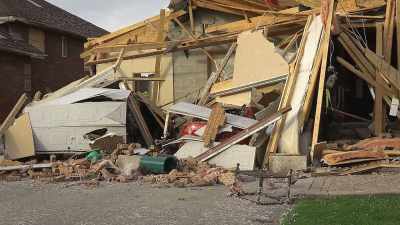 11 people did end up
going to hospital, - Neighborhood Wars