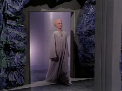 " 11 survivors from crash. - Star Trek