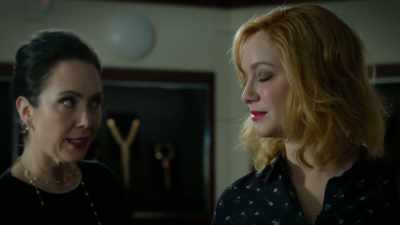 14-karat, emerald cut,
white gold. - Good Girls