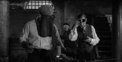 14 minutes. - The Day They Robbed the Bank of England