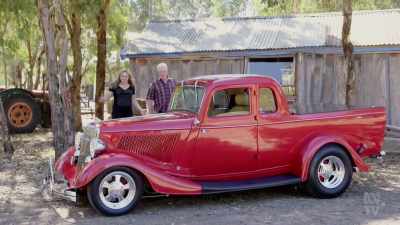 1934 Ford coupe utility. - Aussie Inventions That Changed The World