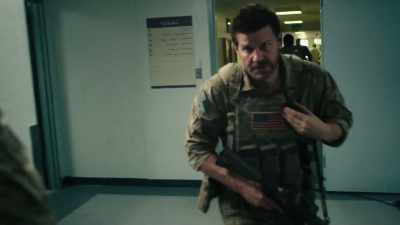 2, this is 1. Heading up with 4. - SEAL Team