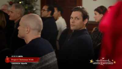 20,000? Do I hear $20,000? - Swept Up by Christmas