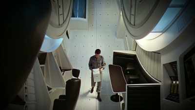 "2001" was an extraordinary
breakthrough for the genre. - James Cameron's Story of Science Fiction