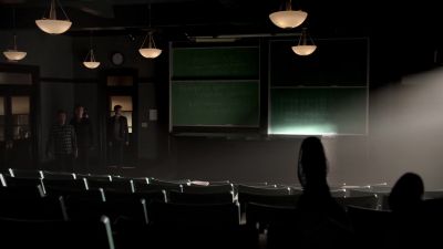 21051. - The Vampire Diaries
