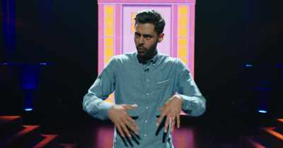 30 second time-out. Do you understand
what's about to go down? - Hasan Minhaj: Homecoming King