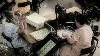 4,000 INSOLVENT ONES
NEVER REOPEN. - America in Color