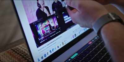 40,000 people are currently watching - This Is Not Financial Advice