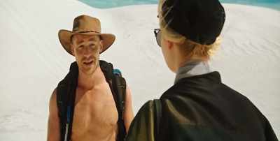 - 400 grand?
- Exactly. - The Naked Wanderer