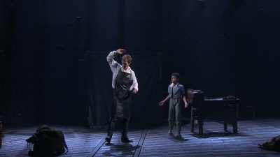 ― 50? 100? 1,000?
― William! - Great British Theatre