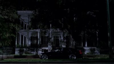 [50 CENT'S "GET RICH OR DIE TRYIN"'
PLAYING OVER SPEAKER] - American Horror Story