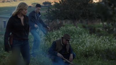 50 yards from the front gate. - Fear the Walking Dead