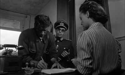 - 60 francs.
- Pay her. - The Train