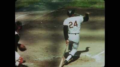 660 home runs, 12 luvas de ouro, - Say Hey, Willie Mays!