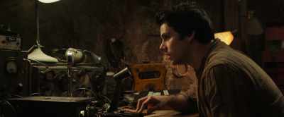 7045, this is 3022. Is anyone there? - Love and Monsters