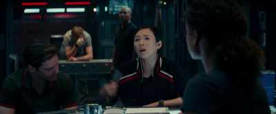 8 billion people are waiting for this success.
有八十亿人渴望这件事成功 - The Cloverfield Paradox