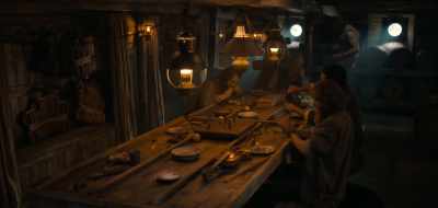 800 pounds eight ways, - The Last Voyage of the Demeter