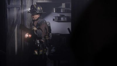 81, pack it up. - Chicago Fire