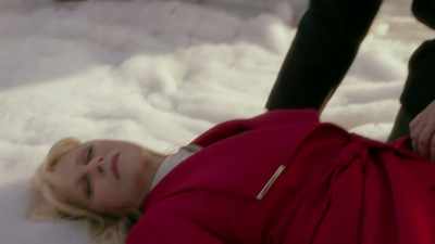 911. What
is your emergency? - Ms. Christmas Comes to Town