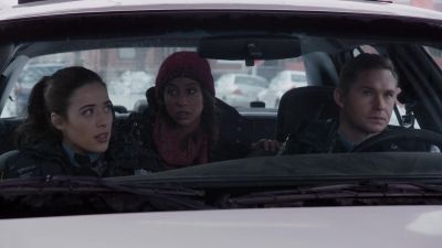 A barking dog. That's why we're here? - Chicago P.D.