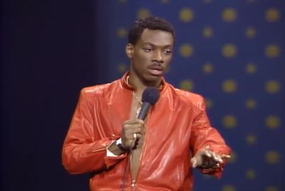 A bear and a rabbit are takin' a shit in the woods - Eddie Murphy: Delirious