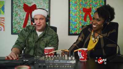 A big thanks to Cake's fans
for finding this video. - A Very Country Christmas Homecoming