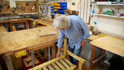 A bit stiff.So basically,
we're gonna make a new back? - James May and the Dull Men