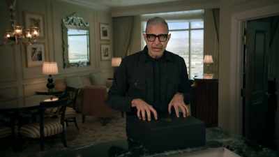 A box that as... is as of yet, un... - The World According to Jeff Goldblum