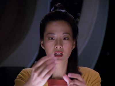 A brush! - Star Trek: The Next Generation