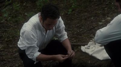 A button with an anchor. - Murdoch Mysteries