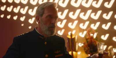 - A captain or a vintner? - Avenue 5