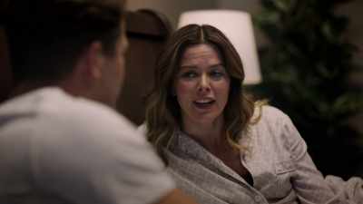 - A cat?
- Well, I meant sibling. - Deadly Wives Club