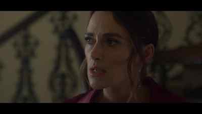- A Christmas present.
- What Christmas present? - Black Doves