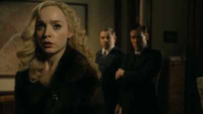 A Countess, like a... lord,
you know? - Maigret in Montmartre