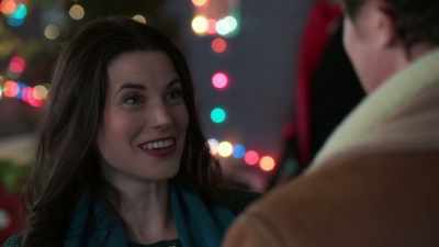 A crown? We did all
that work for a crown? - Believe in Christmas
