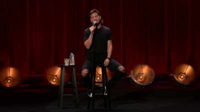 A dali jste si pořádnej opečenej sendvič. - Theo Von: Regular People