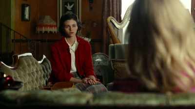 A doctor called her
a "pathological liar." - I Am the Night