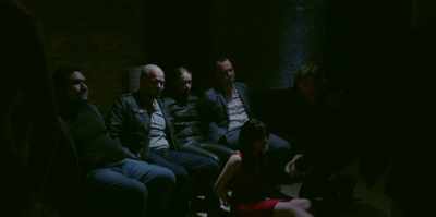 A failed fed agent joins
forces with the Russian mafia - Safe House